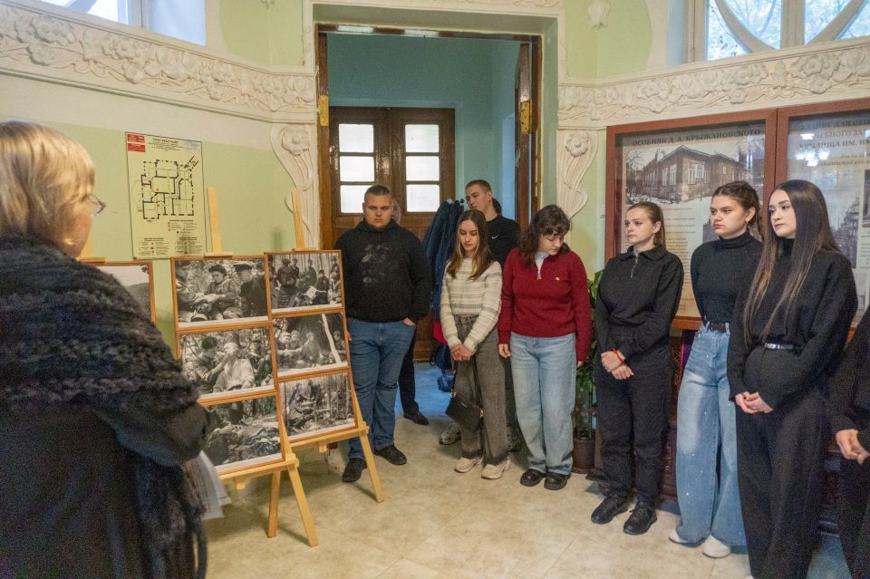 23 ОКТЯБРЯ В РЕСПУБЛИКЕ КРЫМ ОТМЕЧАЕТСЯ ПАМЯТНАЯ ДАТА -ДЕНЬ ПАМЯТИ И СЛАВЫ КРЫМСКИХ ПАРТИЗАН И ПОДПОЛЬЩИКОВ 23 ОКТЯБРЯ В РЕСПУБЛИКЕ КРЫМ ОТМЕЧАЕТСЯ ПАМЯТНАЯ ДАТА -ДЕНЬ ПАМЯТИ И СЛАВЫ КРЫМСКИХ ПАРТИЗАН И ПОДПОЛЬЩИКОВ