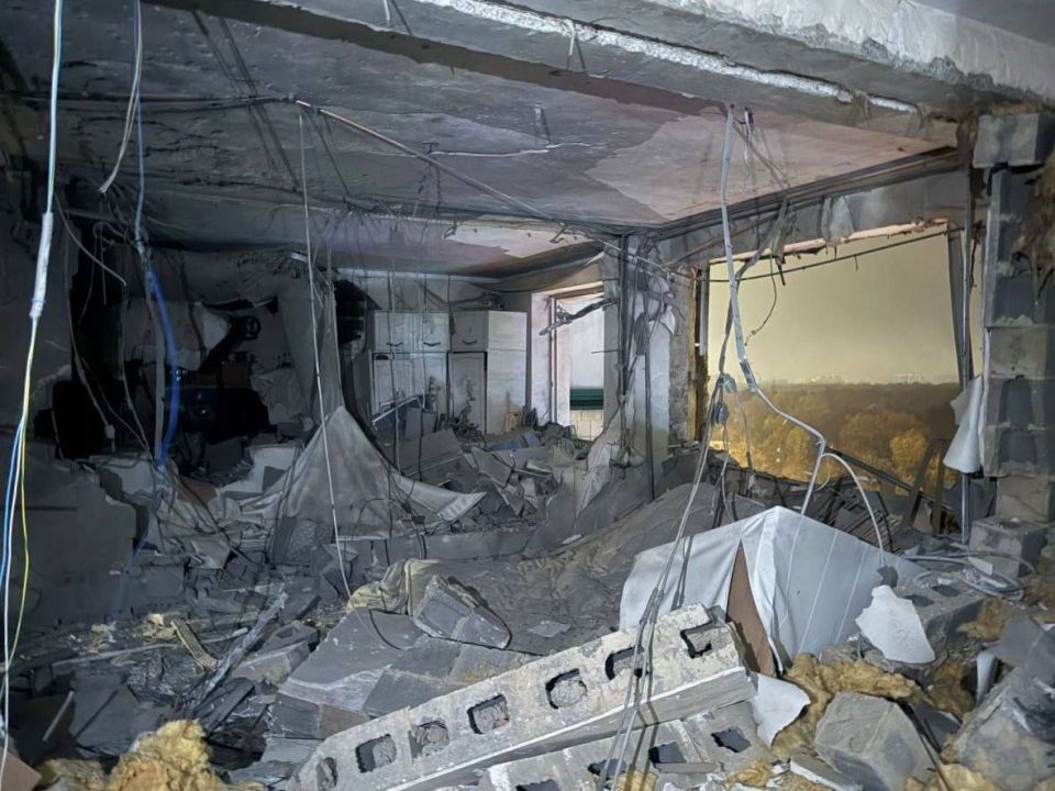 В течение прошедшей ночи дежурными средствами ПВО перехвачены и уничтожены 111 украинских беспилотных летательных аппаратов самолетного типа: В течение прошедшей ночи дежурными средствами ПВО перехвачены и уничтожены 111 украинских беспилотных летательных аппаратов самолетного типа: