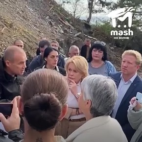Поликуровский холм в Ялте вырубают ради гостиницы, несмотря на обещания мэра, протесты местных и проверку Следкома