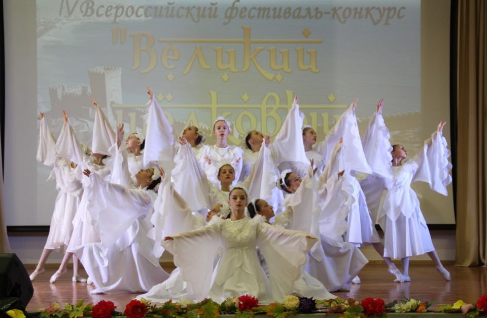 25 ������� ��������� IV ������������� ���������-������� �������� �������� �����