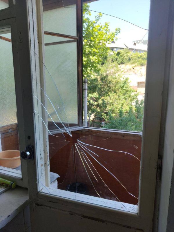 В Симферополе осуждена женщина, причинившая знакомому травму живота осколком оконного стекла