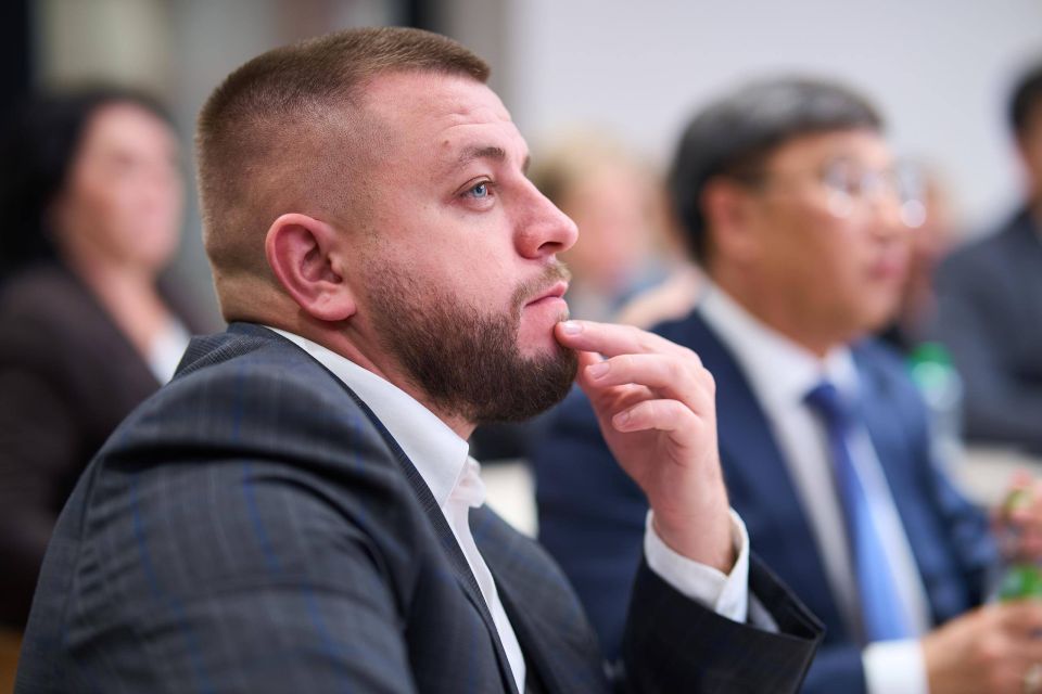 Кирилл Чебышев: В данный момент нахожусь с рабочей поездкой в составе крымской делегации в городе Казань Кирилл Чебышев: В данный момент нахожусь с рабочей поездкой в составе крымской делегации в городе Казань