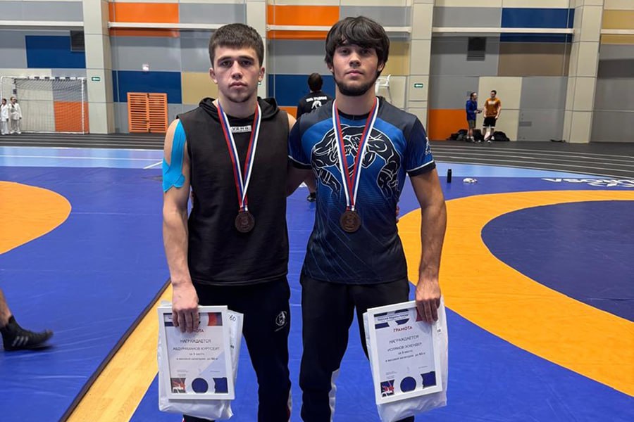 Крымчане стали бронзовыми призерами II Всероссийских соревнований по греко-римской борьбе «Россия – Родина Героев»