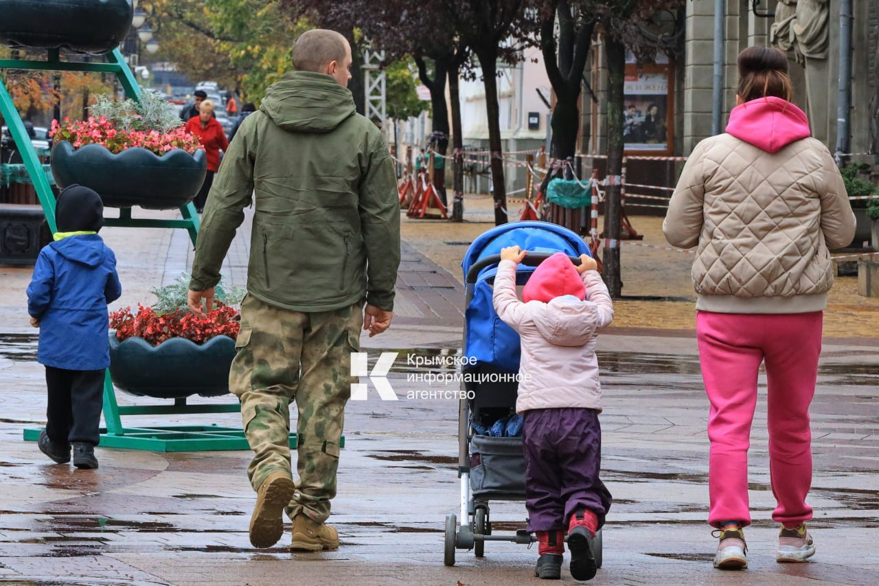 Детские пособия семьям Крыма придут раньше, в связи с праздничными днями