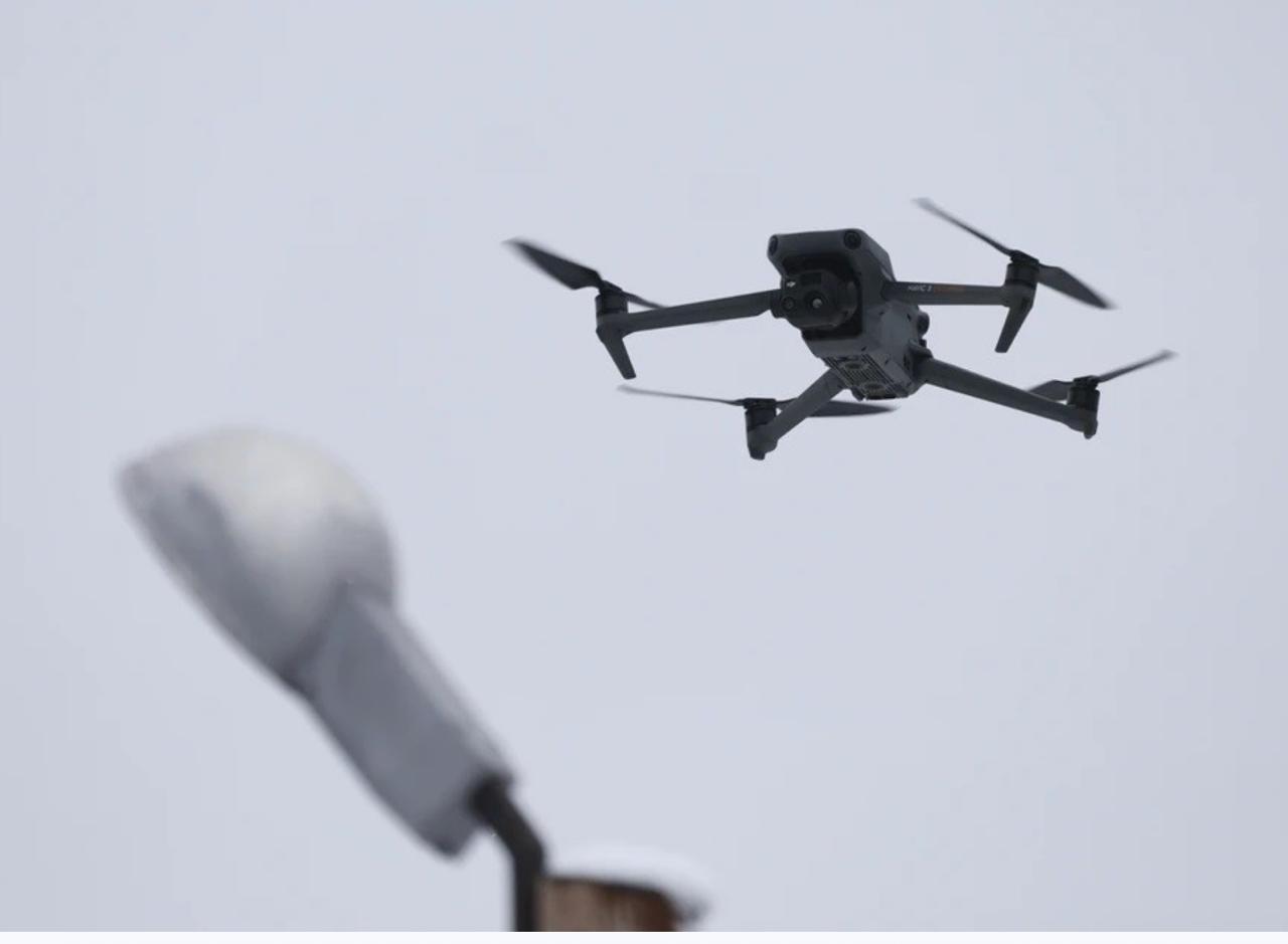 Атака дрона ВСУ на Симферополь – попали в емкость с ГСМ, начался пожар