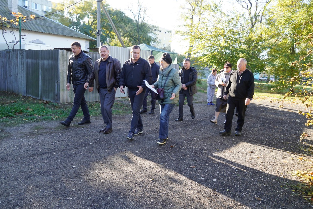 Глава администрации Керчи Олег Каторгин провел ряд выездных встреч с керчанами