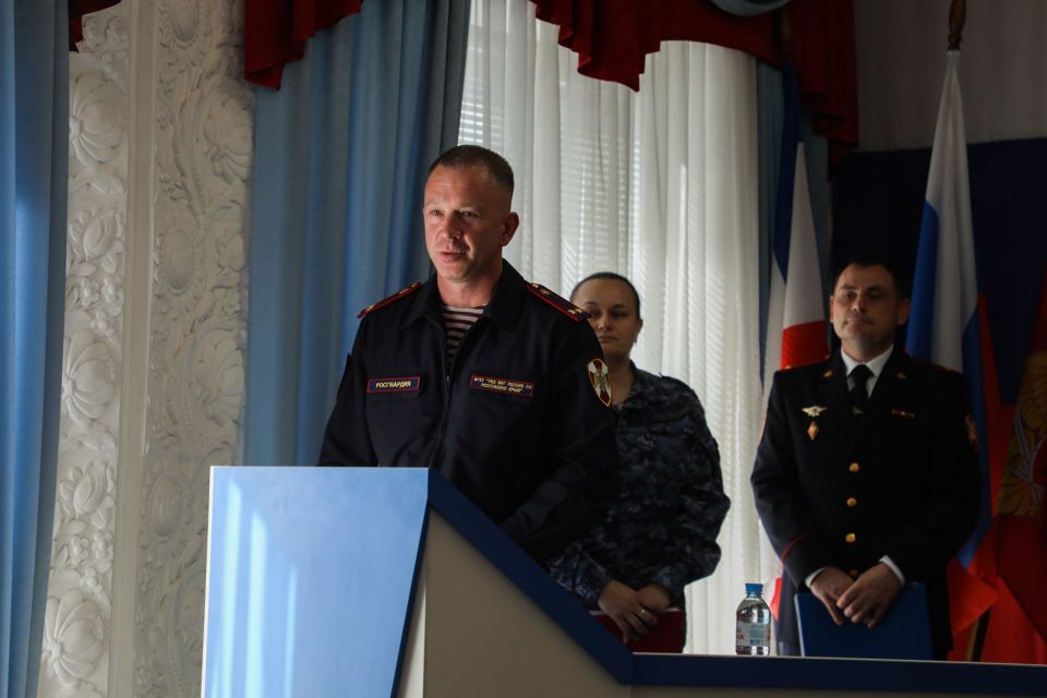 Подразделения вневедомственной охраны Росгвардии отметили профессиональный праздник в Крыму Подразделения вневедомственной охраны Росгвардии отметили профессиональный праздник в Крыму