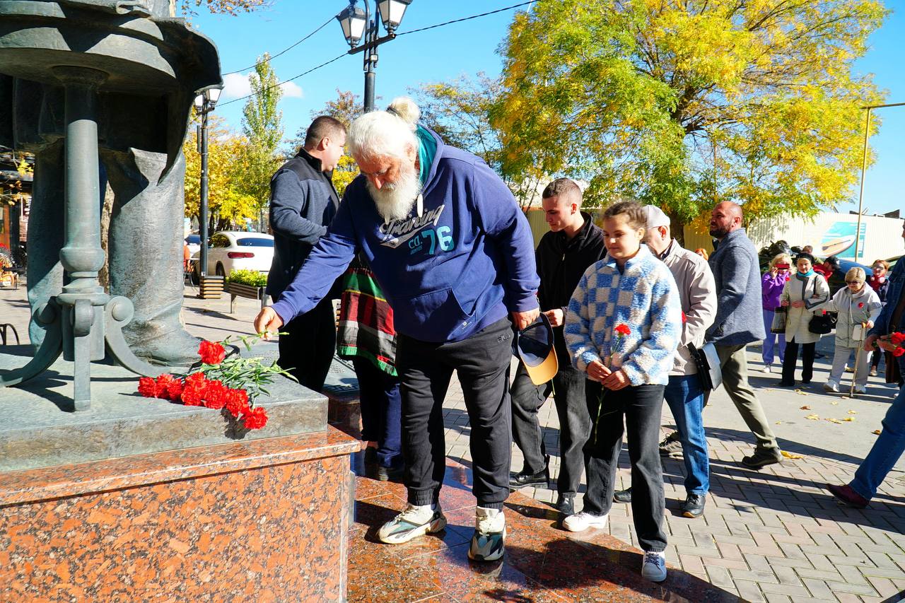 Александр Юрьев: Накануне дня рождения графа Николая Андреевича Мамуны в Евпатории прошло памятное мероприятие Александр Юрьев: Накануне дня рождения графа Николая Андреевича Мамуны в Евпатории прошло памятное мероприятие