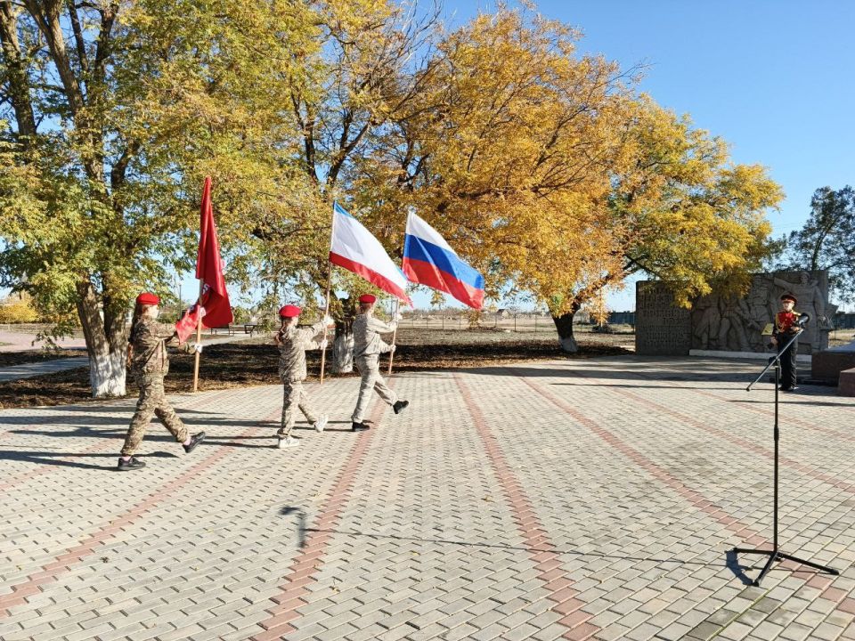 29 октября 2025 года в поселке Раздольное у обелиска Славы в честь воинов, погибших на фронтах Великой Отечественной войны, состоялась церемония закрытия Почетного караула осенней Вахты Памяти Поколений – «Пост №1» 29 октября 2025 года в поселке Раздольное у обелиска Славы в честь воинов, погибших на фронтах Великой Отечественной войны, состоялась церемония закрытия Почетного караула осенней Вахты Памяти Поколений – «Пост №1»