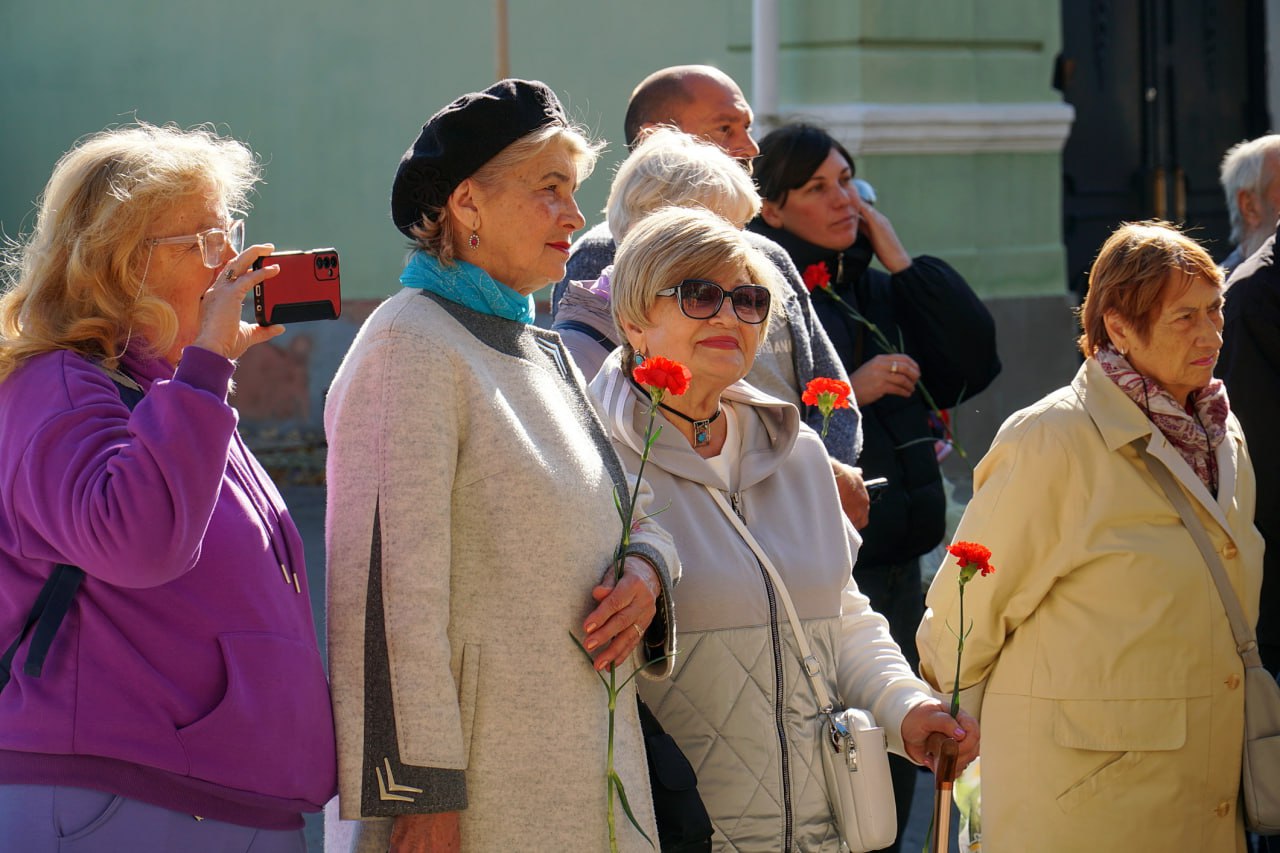 В Евпатории состоялось мероприятие, посвященное памяти Николая Мамуны В Евпатории состоялось мероприятие, посвященное памяти Николая Мамуны