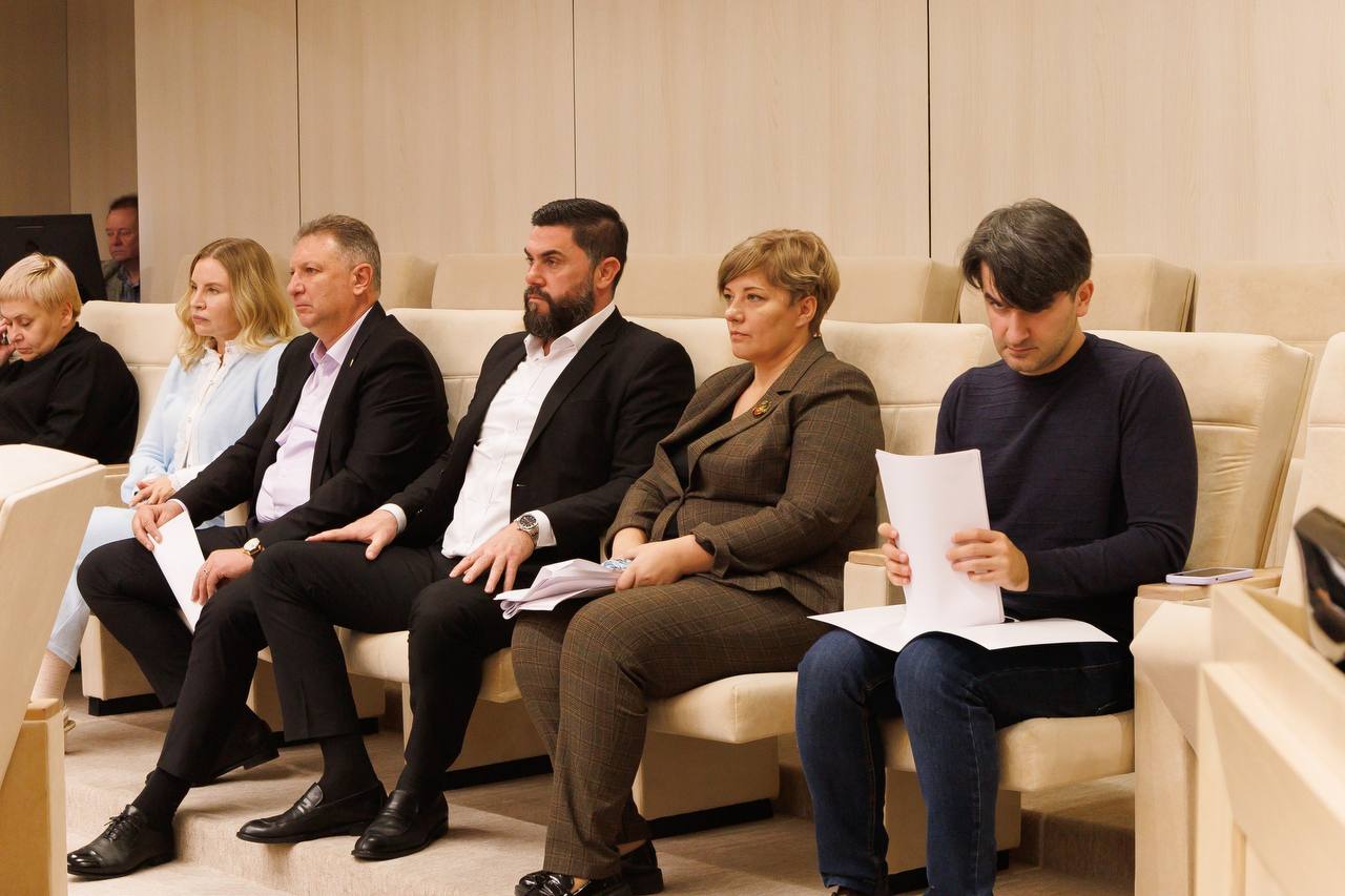 Ольга Торубарова: Депутатам Государственного Совета Республики Крым представила отчет «Развитие физической культуры и спорта в Республике Крым: итоги 2024-2025 годов, планы на 2026 год» Ольга Торубарова: Депутатам Государственного Совета Республики Крым представила отчет «Развитие физической культуры и спорта в Республике Крым: итоги 2024-2025 годов, планы на 2026 год»