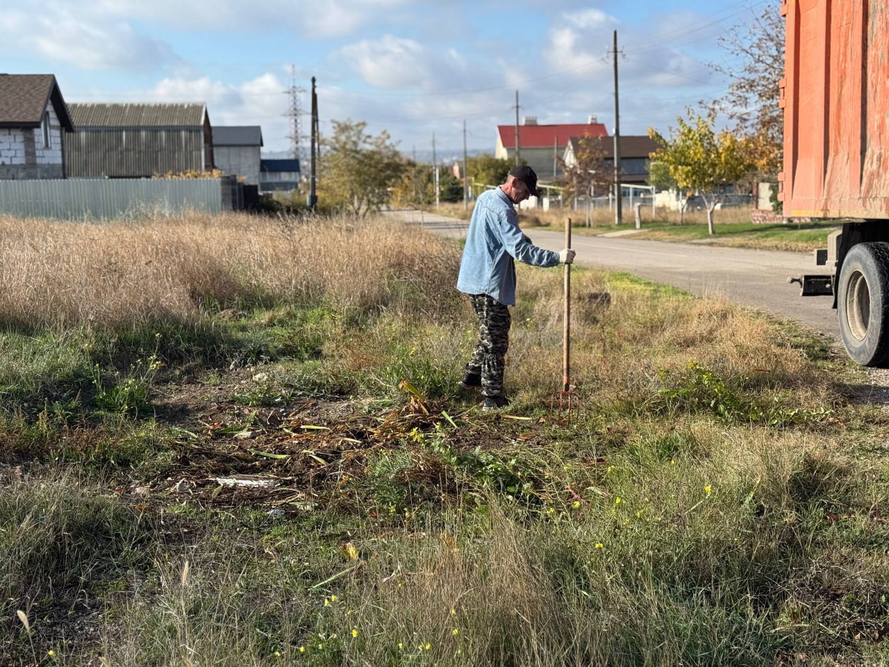 В Керчи продолжается плановая работа по ликвидации несанкционированных свалок В Керчи продолжается плановая работа по ликвидации несанкционированных свалок