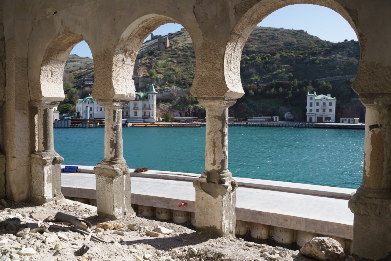 Михаил Развожаев: В Балаклаве приведут в порядок исторические здания Михаил Развожаев: В Балаклаве приведут в порядок исторические здания