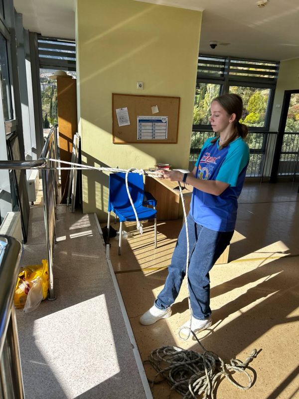 Прошла Школа безопасности в МДЦ "Артек" Прошла Школа безопасности в МДЦ "Артек"