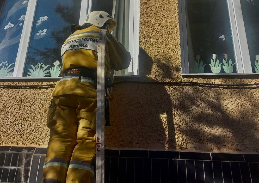 Учения по ликвидации пожара в детском саду Учения по ликвидации пожара в детском саду