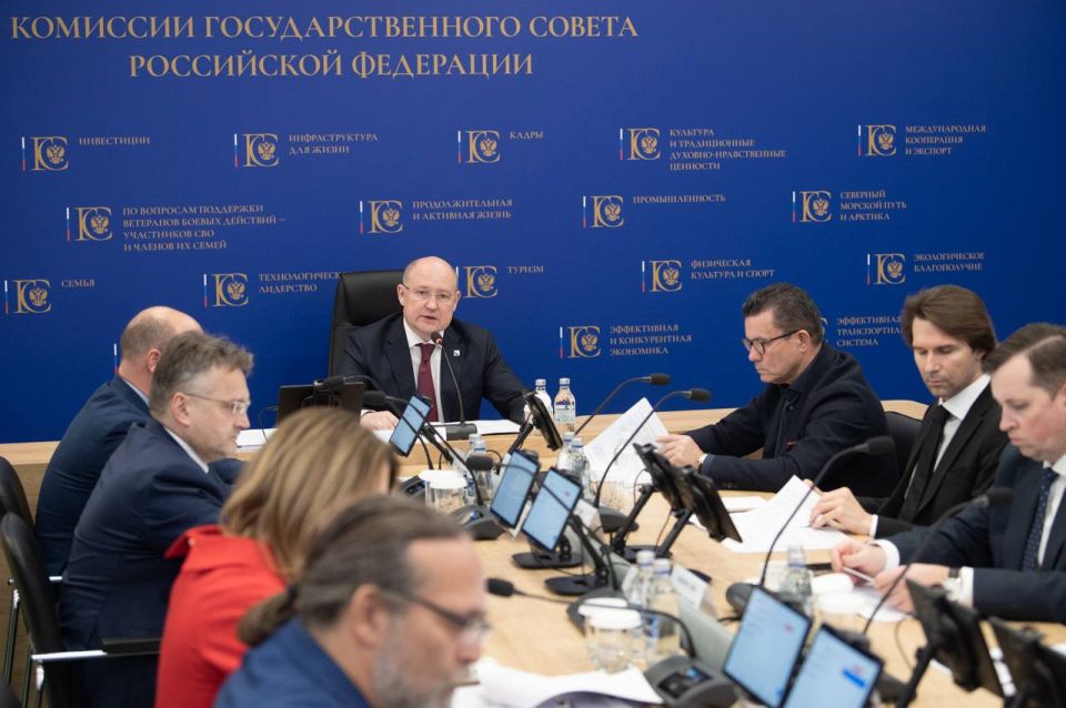 Михаил Развожаев: Провел сегодня заседание комиссии Госсовета по культуре и традиционным духовно-нравственным ценностям Михаил Развожаев: Провел сегодня заседание комиссии Госсовета по культуре и традиционным духовно-нравственным ценностям