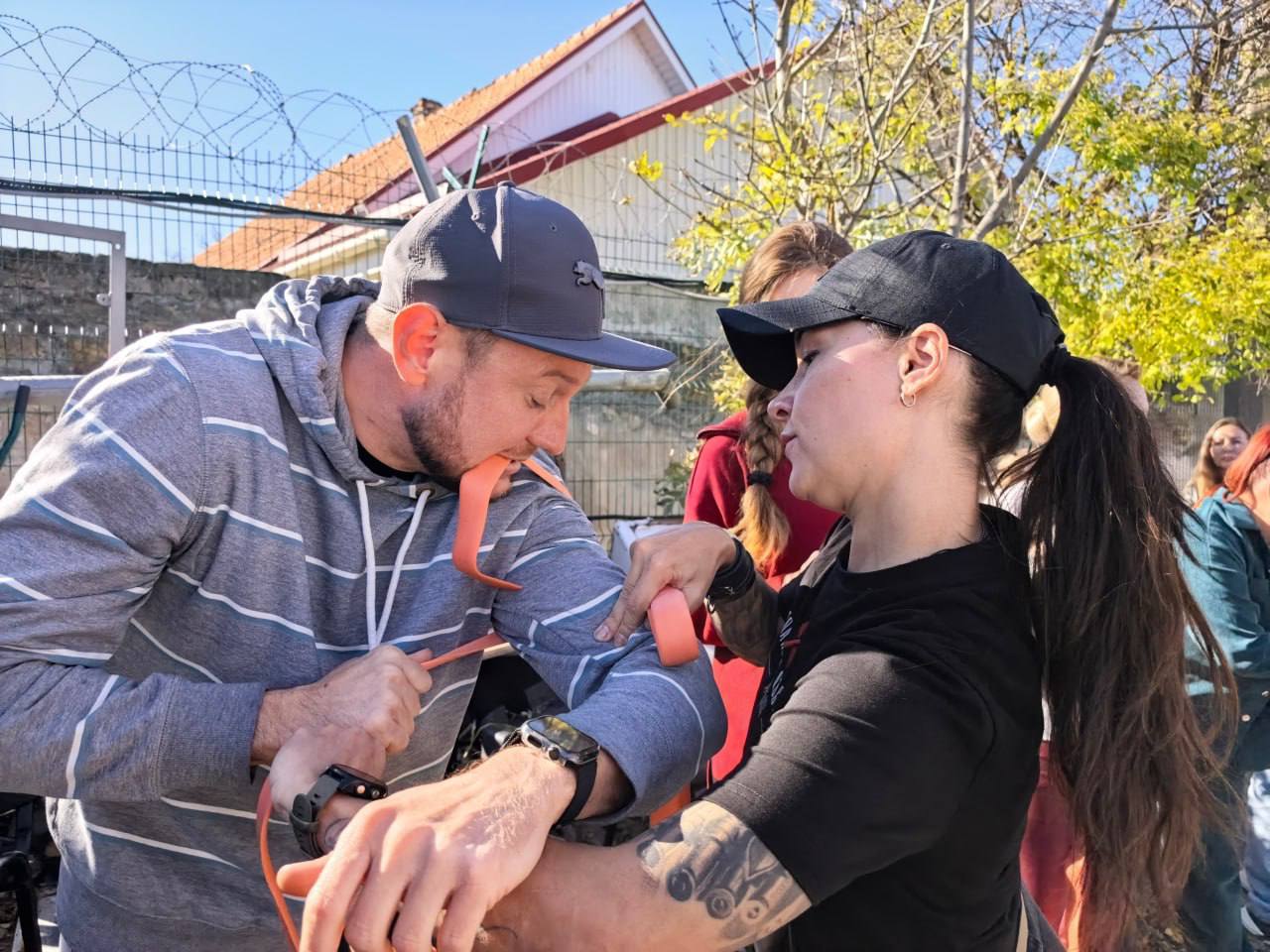 Сотрудники Вести Крым прошли курс по тактической медицине совместно с профессионалами из АНО ДПО «Красная Зона» Сотрудники Вести Крым прошли курс по тактической медицине совместно с профессионалами из АНО ДПО «Красная Зона»