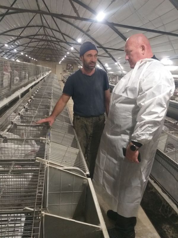 Рабочий выезд в рамках программы «Герои Крыма»: развитие животноводства в действии Рабочий выезд в рамках программы «Герои Крыма»: развитие животноводства в действии