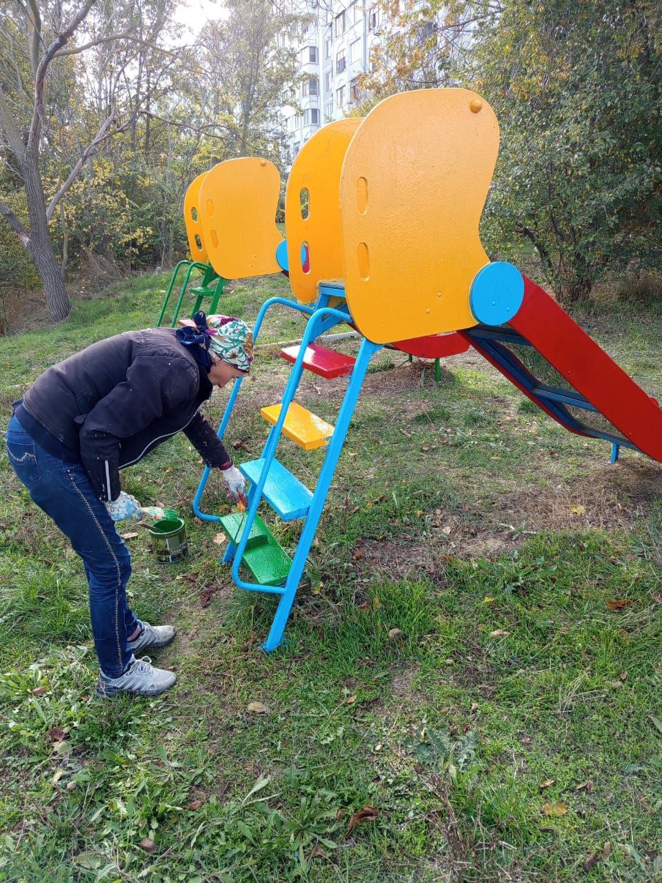 В многоквартирных домах Керчи по согласованию с жителями управляющие компании ведут различные виды ремонтных работ В многоквартирных домах Керчи по согласованию с жителями управляющие компании ведут различные виды ремонтных работ