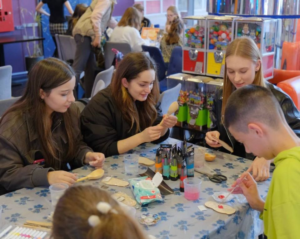 Янина Павленко: Отличная альтернатива чуждому нам заморскому празднику отмечать последний день октября в родном ключе Янина Павленко: Отличная альтернатива чуждому нам заморскому празднику отмечать последний день октября в родном ключе