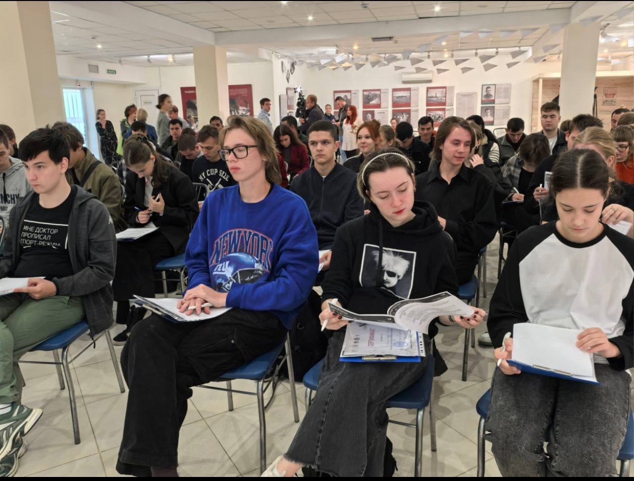 Екатерина Алтабаева: Приняла участие в региональном этапе Всероссийской культурно-просветительской акции «Большой этнографический диктант» Екатерина Алтабаева: Приняла участие в региональном этапе Всероссийской культурно-просветительской акции «Большой этнографический диктант»