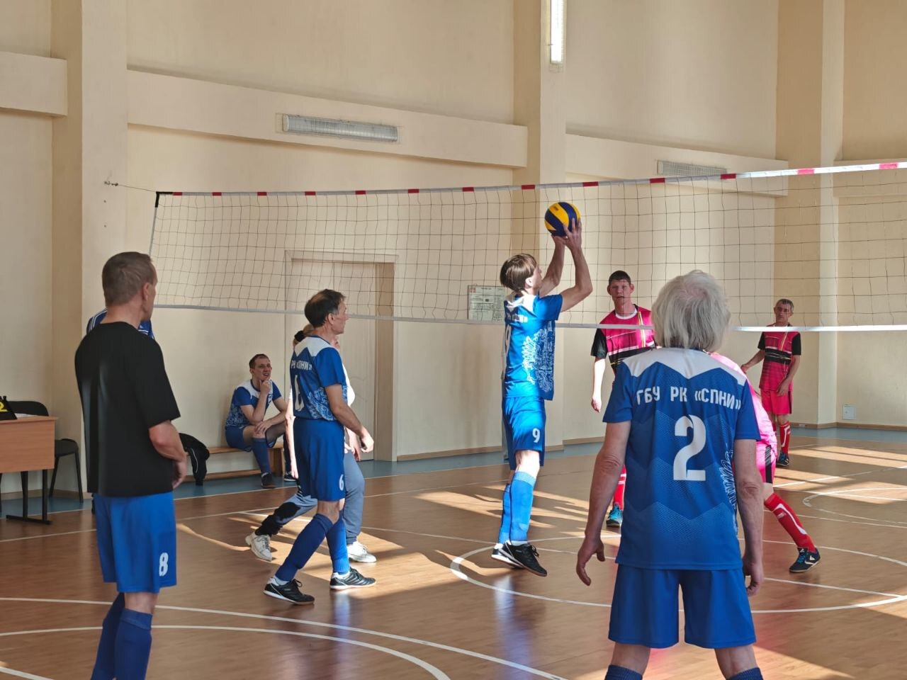 В рамках проведения спортивных мероприятий в 2025 году для граждан пожилого возраста и инвалидов проведён турнир по пионерболу и минифутболу В рамках проведения спортивных мероприятий в 2025 году для граждан пожилого возраста и инвалидов проведён турнир по пионерболу и минифутболу