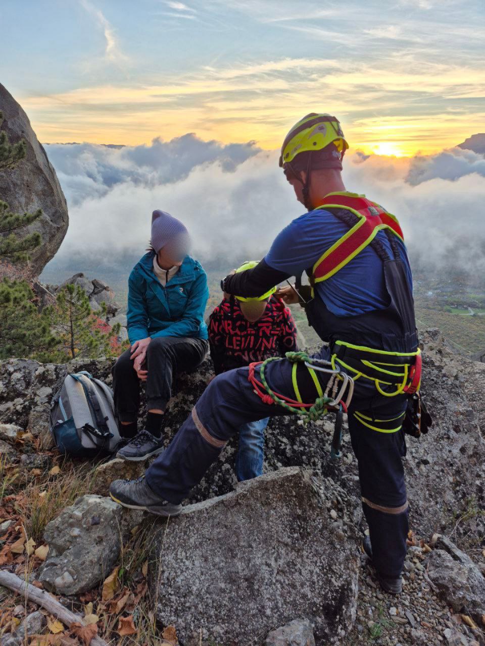 В Долине Привидений спасли женщину с ребенком