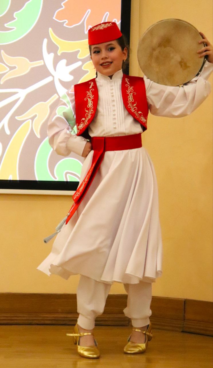 В Симферополе отметили праздник урожая В Симферополе отметили праздник урожая