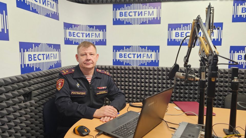 Руководитель Севастопольского управления вневедомственной охраны Росгвардии выступил на радио Руководитель Севастопольского управления вневедомственной охраны Росгвардии выступил на радио