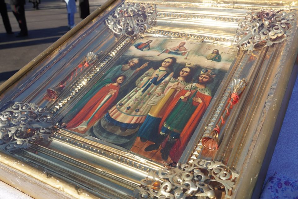 Сегодня у храма апостола Андрея Первозванного прошел чин освящения новой часовни Покрова Пресвятой Богородицы Сегодня у храма апостола Андрея Первозванного прошел чин освящения новой часовни Покрова Пресвятой Богородицы