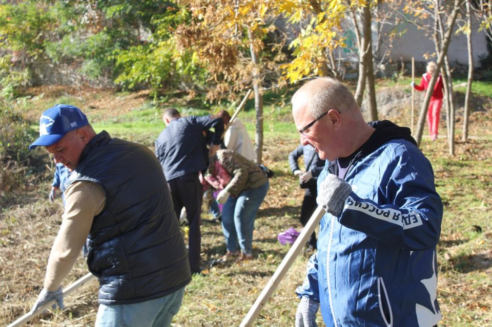 Владимир Ким: Феодосийский округ присоединился к экологической акции «Чистый Крым» Владимир Ким: Феодосийский округ присоединился к экологической акции «Чистый Крым»