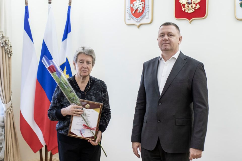 Михаил Афанасьев: Накануне одного из самых замечательных праздников в году — Дня народного единства вручил заслуженные награды Михаил Афанасьев: Накануне одного из самых замечательных праздников в году — Дня народного единства вручил заслуженные награды