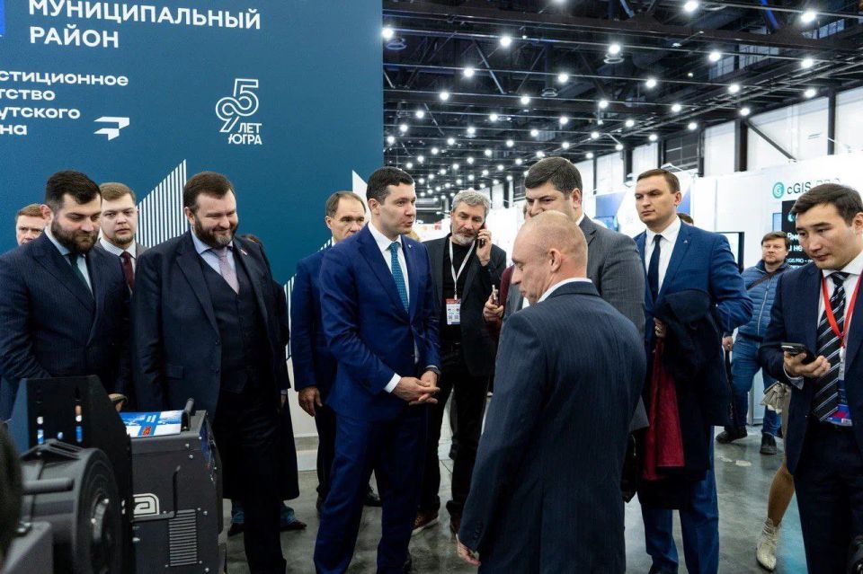 Делегация Минпромторга Крыма продолжает работу на форуме «Российский промышленник» в Санкт-Петербурге Делегация Минпромторга Крыма продолжает работу на форуме «Российский промышленник» в Санкт-Петербурге