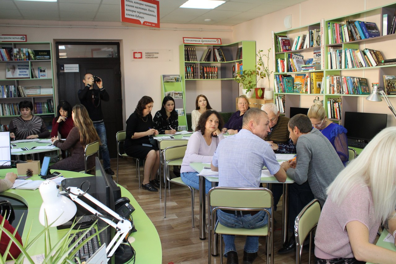 Игорь Крутьков: Сегодня принял участие в Х Всероссийской просветительской акции «Большой этнографический диктант», которая состоялась в Ленинской центральной модельной библиотеке Игорь Крутьков: Сегодня принял участие в Х Всероссийской просветительской акции «Большой этнографический диктант», которая состоялась в Ленинской центральной модельной библиотеке