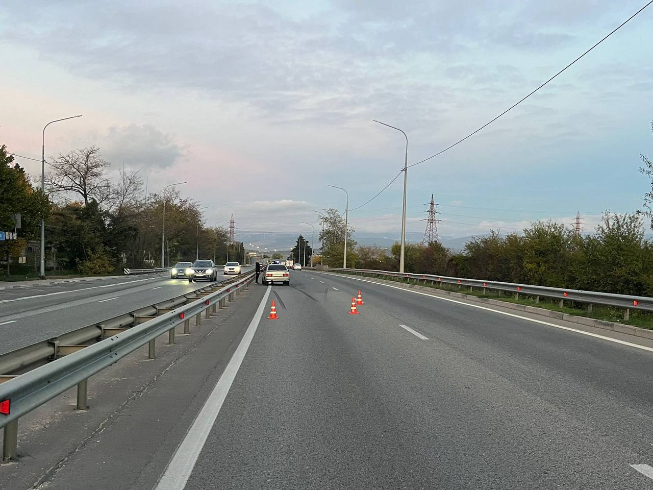 Машина сбила пенсионера на трассе «Севастополь-Инкерман» Машина сбила пенсионера на трассе «Севастополь-Инкерман»