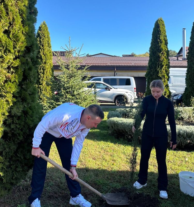 ����� ����������: ����� �������� ������� ��������� � ��������� ������ �������� ���, ���������� ��������� ������� ������ ����� ������� ��������� �������� ������ �� ����� "80-����� ������", ������������� �� ����������...