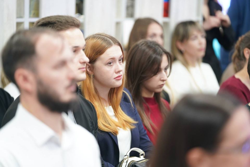 Алексей Зинченко: Открыли уже четвертый форум сельской молодежи «Серп и молодость»! Алексей Зинченко: Открыли уже четвертый форум сельской молодежи «Серп и молодость»!