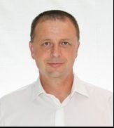 Сегодня отмечает свой день рождения глава администрации Черноземненского сельского поселения-председатель Черноземненского сельского совета,депутат Советского районного совета 3 созыва -Хадускин Виталий Николаевич