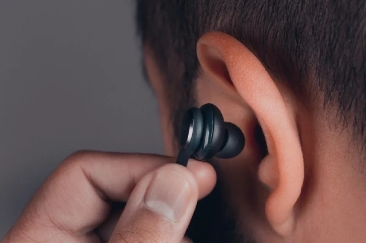 Иван Мезюхо: В Крыму, да и в других регионах, бывают инциденты с публичным прослушиванием музыки украинских исполнителей, вставших на путь русофобии