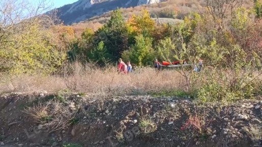 В Байдарской долине под Севастополем спасли пожилую женщину