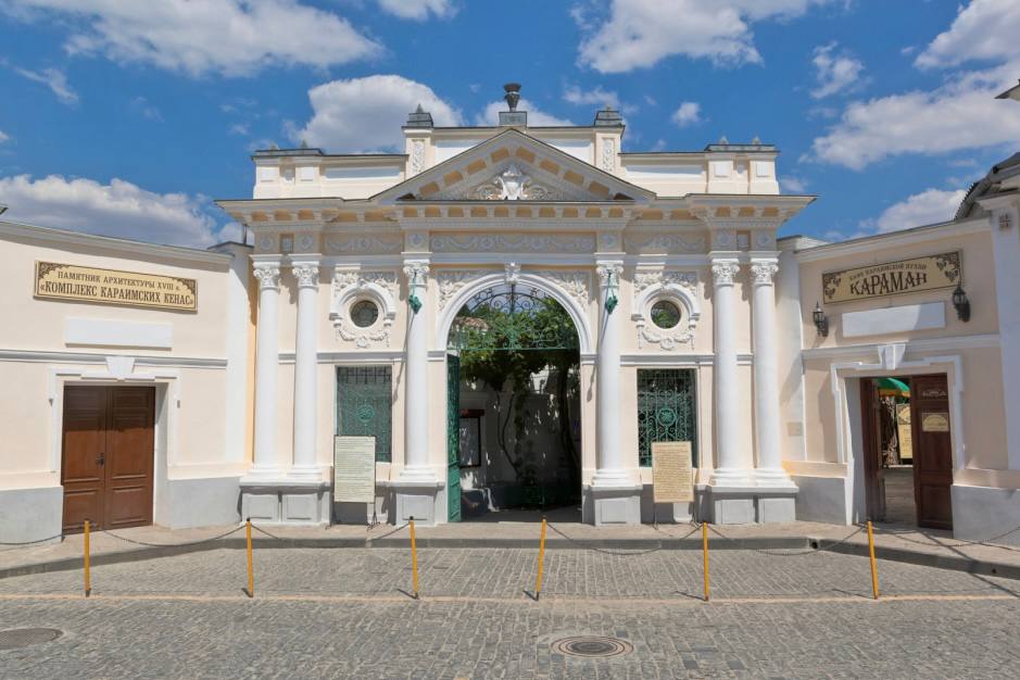 Александр Юрьев: Отдых в Евпатории – это не только летнее море и солнце, это возможность прикоснуться к многовековой истории и культуре народов Крыма