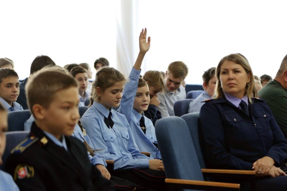 В Республике Крым прошел «Урок мужества», посвященный памяти военного корреспондента Александра Федорчака В Республике Крым прошел «Урок мужества», посвященный памяти военного корреспондента Александра Федорчака