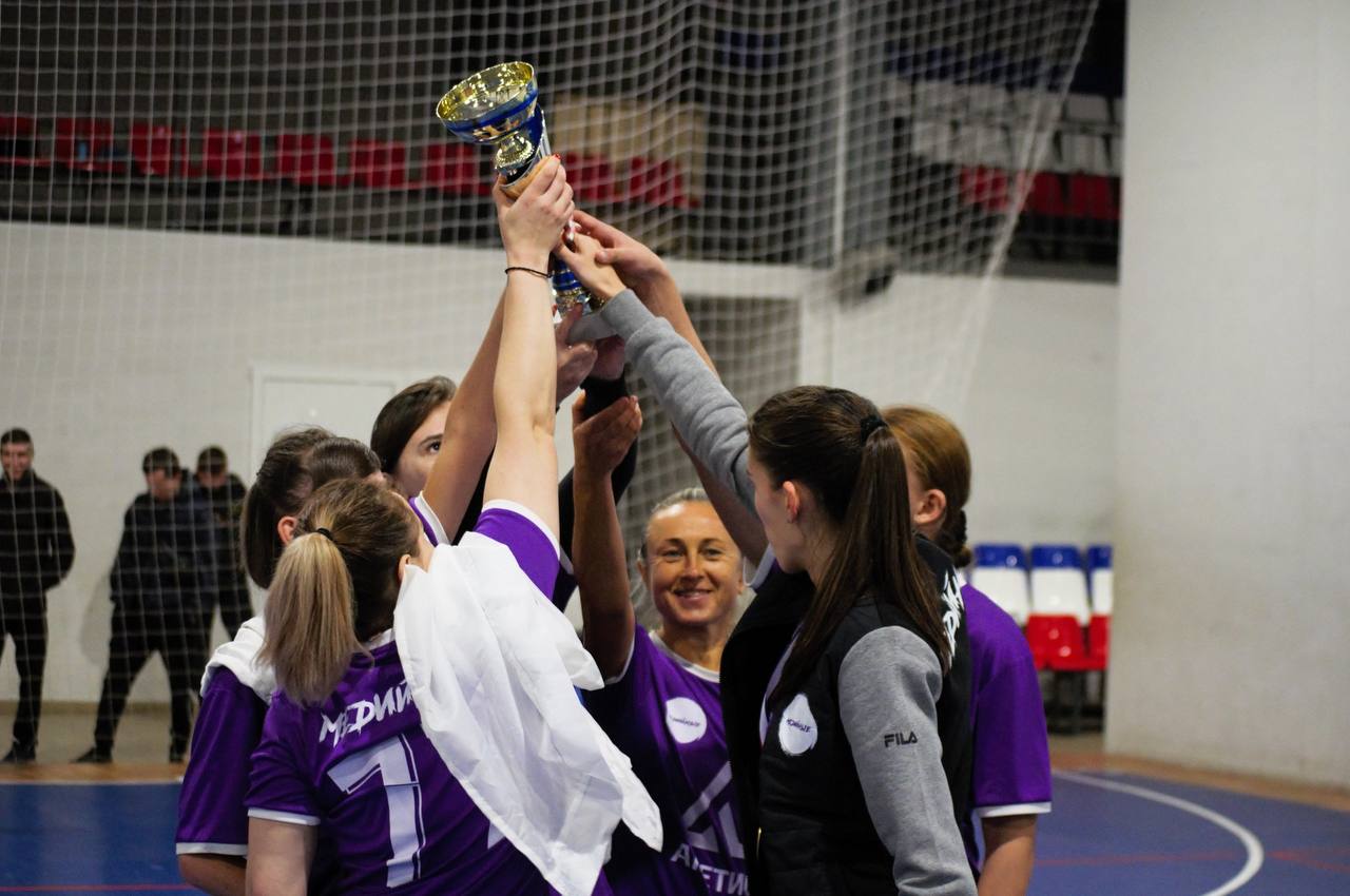 Ольга Торубарова: 2 ноября впервые в истории нашей Республики прошёл Кубок по микрофутзалу 3х3 среди женских команд Ольга Торубарова: 2 ноября впервые в истории нашей Республики прошёл Кубок по микрофутзалу 3х3 среди женских команд