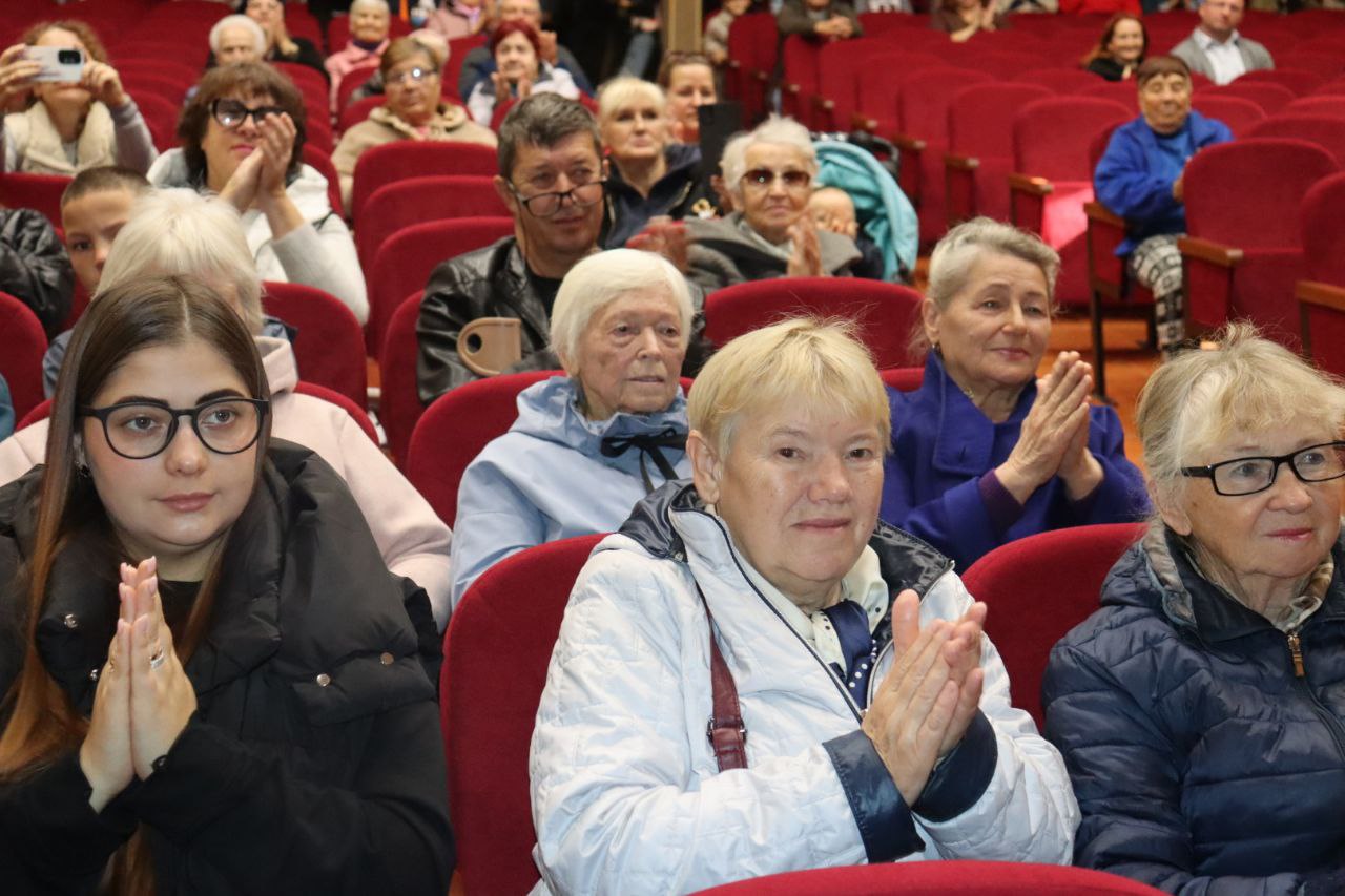 Владислав Хаджиев: Россия сильна,когда мы едины! Владислав Хаджиев: Россия сильна,когда мы едины!