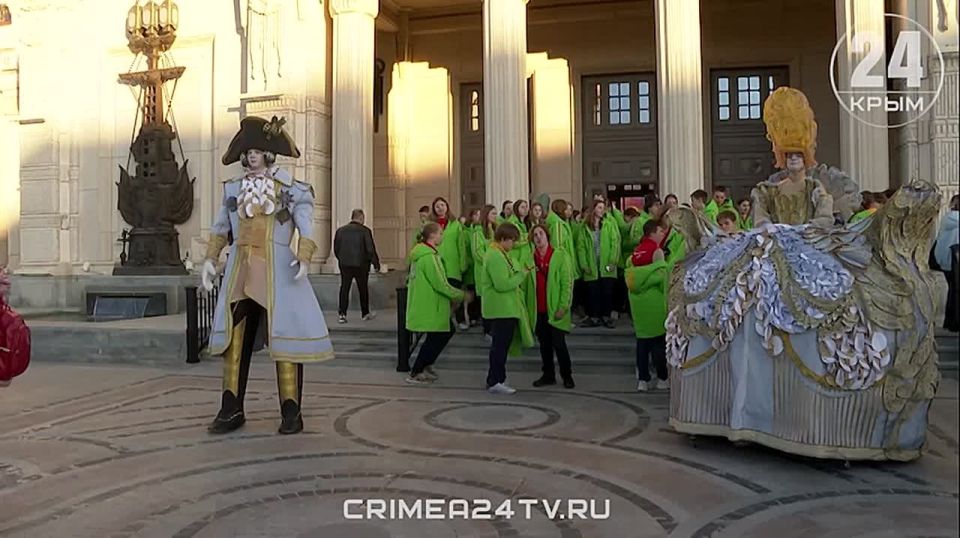 Всероссийская акция «Ночь искусств» прошла в Крыму: какие экскурсии организовали в Новом Херсонесе