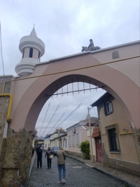  -     25 ,    -  , -  