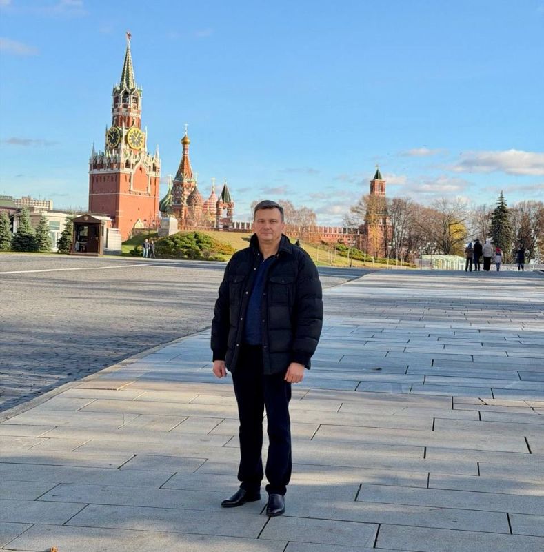 Константин Шимановский: Сегодняшний день посвятил культурной программе по Москве! Посетил Оружейную палату и другие музеи Кремля!