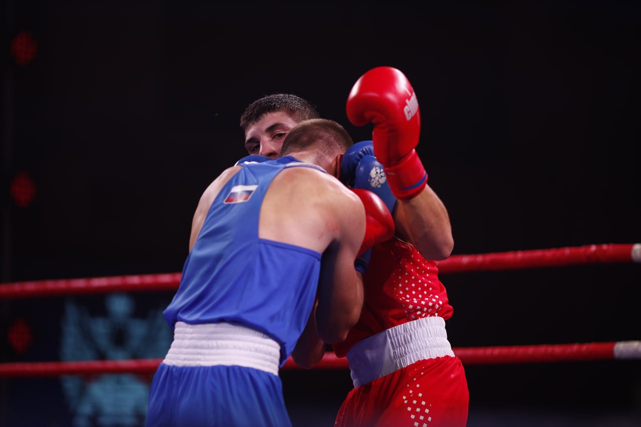 Крымчане принимают участие в первенстве Европы по боксу