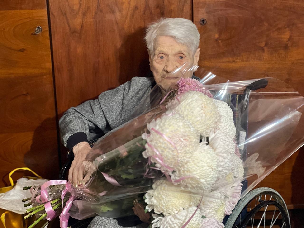 Почетная жительница Джанкоя Екатерина Васильевна Хоменко отмечает свой 103 День рождения Почетная жительница Джанкоя Екатерина Васильевна Хоменко отмечает свой 103 День рождения
