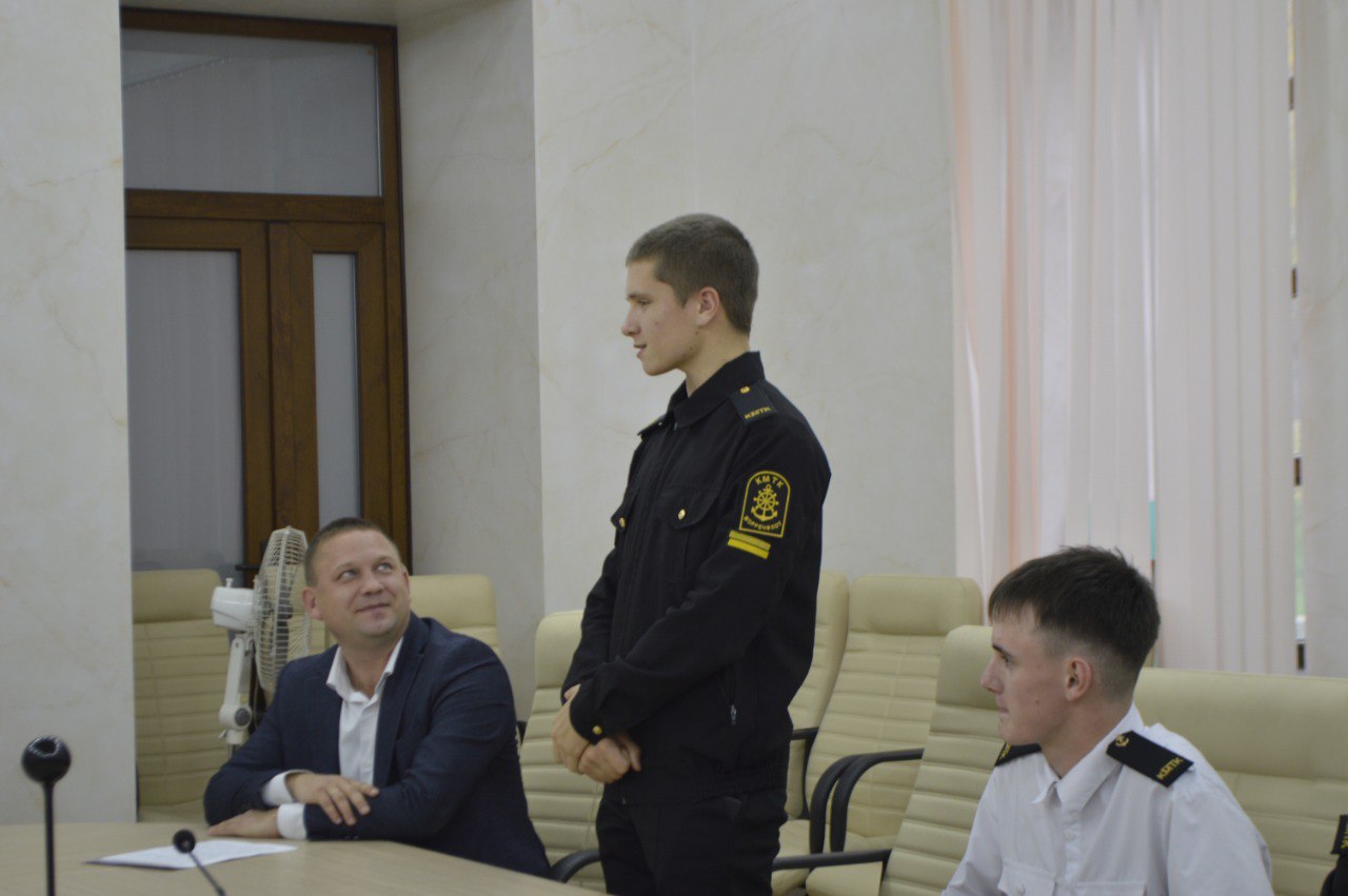 Валентина Лаврик: Учащиеся из Крыма стали победителями Девятой Всероссийской детской творческой школы-конкурса «Портрет твоего края» Валентина Лаврик: Учащиеся из Крыма стали победителями Девятой Всероссийской детской творческой школы-конкурса «Портрет твоего края»